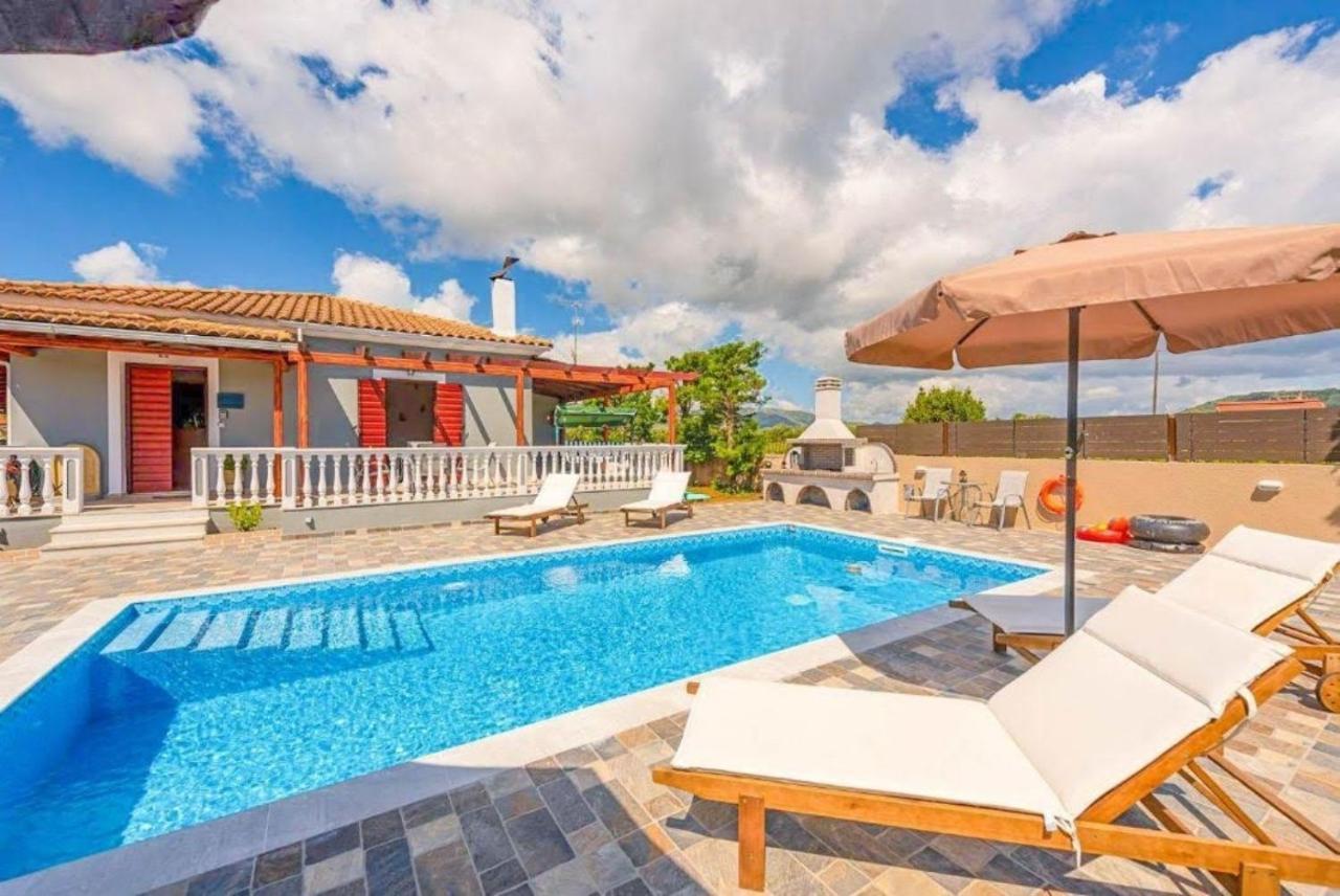 Pothos Villas Sarakinadhon Exterior photo